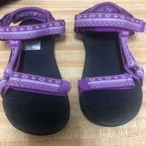 Brand New Girls Teva shoes
